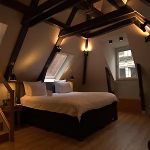 4* מלון Swissotel