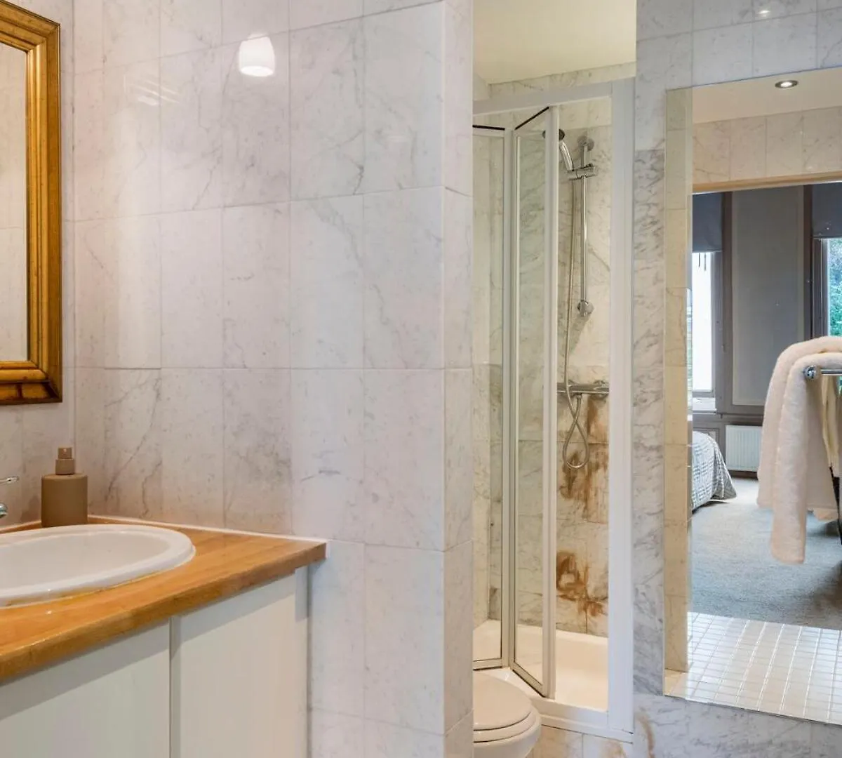 Beautiful & Well-Located Canal Apartment Amsterdam Netherlands